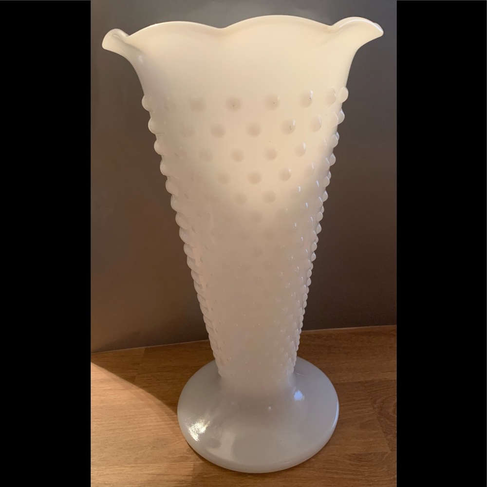 Vintage Hobnail white milk glass vase